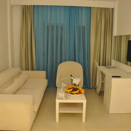 Costa Luvi Bodrum ホテル 4*