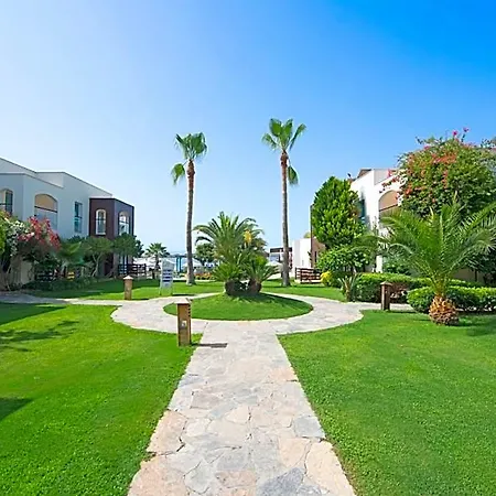 酒店 Costa Luvi Bodrum 居姆贝特