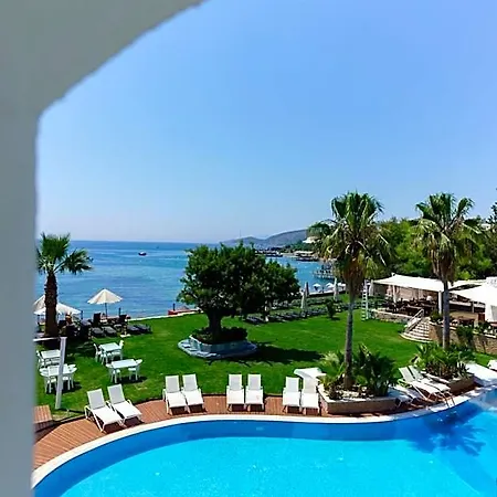 Costa Luvi Bodrum ホテル 4*