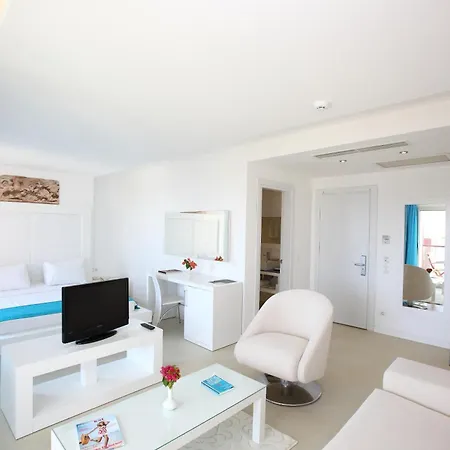 ホテル Costa Luvi Bodrum 4*