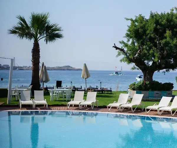 فندق Costa Luvi Bodrum 4*