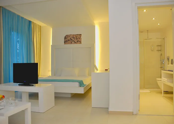 Hotel Costa Luvi Bodrum 4*