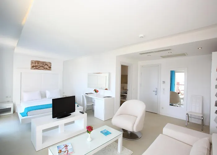Hotel Costa Luvi Bodrum 4*